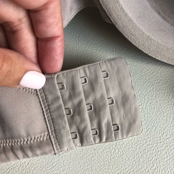 Vanity fair padded full coverage underwire bra - Picture 5 of 7